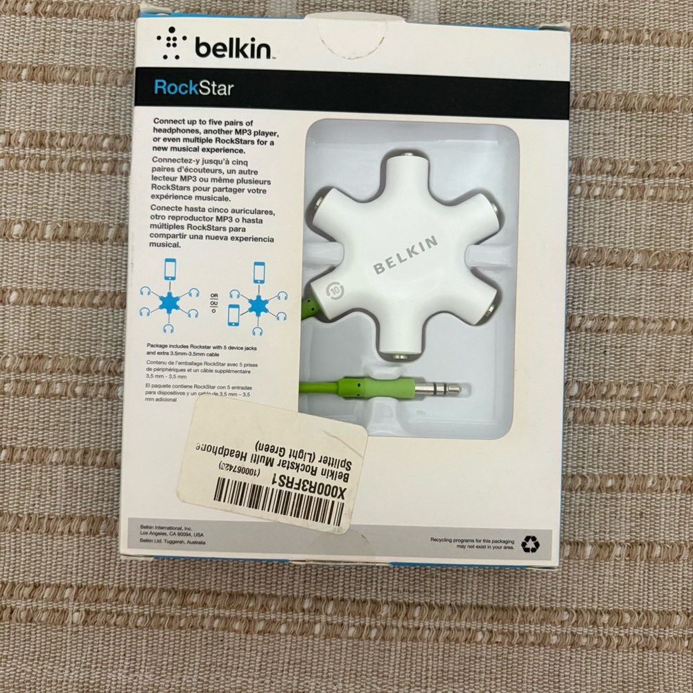 Belkin RockStar 5 Port Audio Headphone Splitter 3.5mm nib